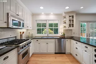 3000 Westview Ct, Lake Oswego, OR 97034 - Photo 18