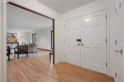 3000 Westview Ct, Lake Oswego, OR 97034 - Photo 4
