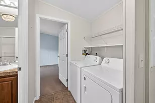 2696 SE Palmquist Rd, Gresham, OR 97080 - Photo 8