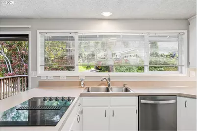 202/204 E 36th Ave, Eugene, OR 97405 - Photo 32