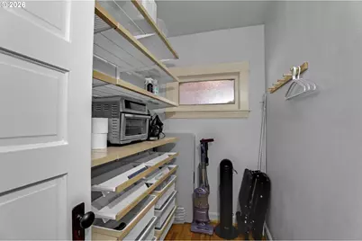 2127 NW Irving St, Portland, OR 97210 - Photo 20