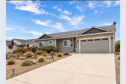 229 Alfalfa Dr, Culver, OR 97734 - Photo 1