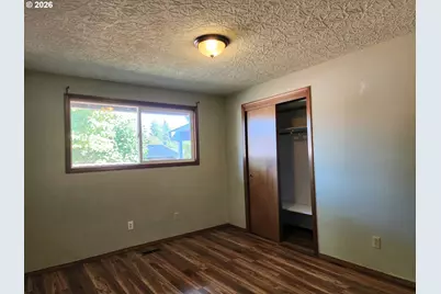 130 NE 12th Ave, Canby, OR 97013 - Photo 16
