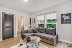 2021 SE Woodward St, Portland, OR 97202 - Photo 22