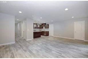 14007 NE 7th Ct, Vancouver, WA 98685 - Photo 8