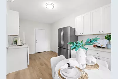 3721 N Michigan Ave, Portland, OR 97227 - Photo 8