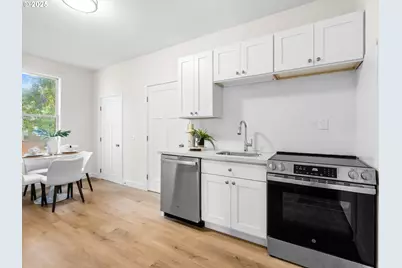 3721 N Michigan Ave, Portland, OR 97227 - Photo 6