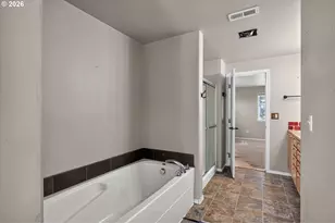 1690 W Williamson Ave, Sisters, OR 97759 - Photo 26