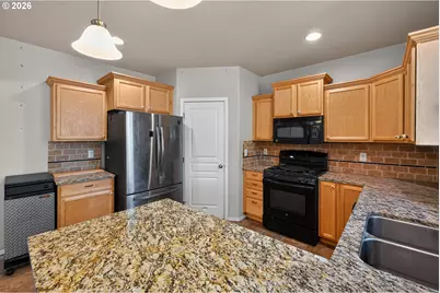 1690 W Williamson Ave, Sisters, OR 97759 - Photo 10