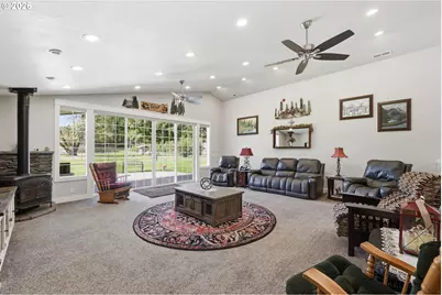 93684 Marcola Rd, Marcola, OR 97454 - Photo 14