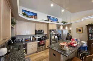 1660 NE Alameda Ave, Roseburg, OR 97470 - Photo 20