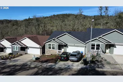1660 NE Alameda Ave, Roseburg, OR 97470 - Photo 36