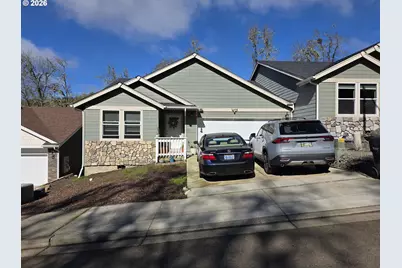 1660 NE Alameda Ave, Roseburg, OR 97470 - Photo 2