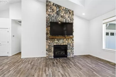 49380 McKenzie Hwy, Vida, OR 97488 - Photo 8