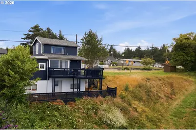 842 S Empire Blvd, Coos Bay, OR 97420 - Photo 4
