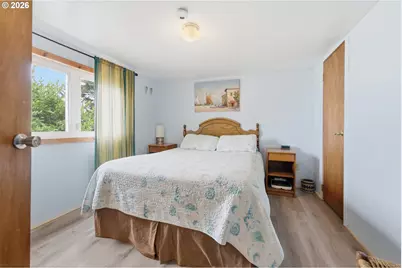 842 S Empire Blvd, Coos Bay, OR 97420 - Photo 22