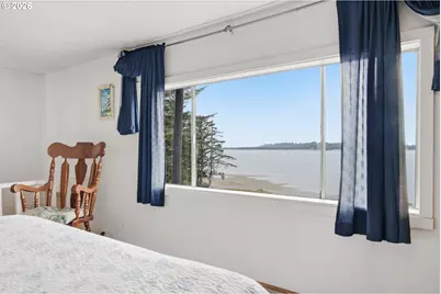 842 S Empire Blvd, Coos Bay, OR 97420 - Photo 16