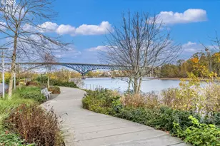 841 S Gaines St, Portland, OR 97239 - Photo 42