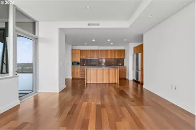 841 S Gaines St #1704, Portland, OR 97239 - Photo 14