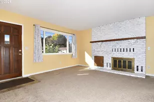 1226 SW Hensley Rd, Troutdale, OR 97060 - Photo 8