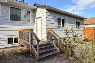 1226 SW Hensley Rd, Troutdale, OR 97060 - Photo 36