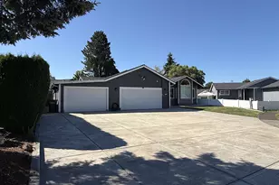 2419 Hickory Ave, Longview, WA 98632 - Photo 18