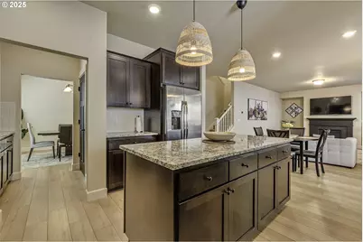 13255 SW Hazelcrest Way, Portland, OR 97224 - Photo 12