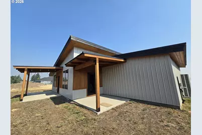 605 N Taylor St, Joseph, OR 97846 - Photo 2