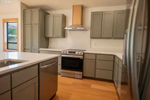 605 N Taylor St, Joseph, OR 97846 - Photo 10