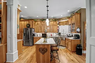 2727 NW Old Farm Ave, Salem, OR 97304 - Photo 10