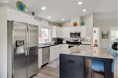 3769 10th St, Hubbard, OR 97032 - Photo 10