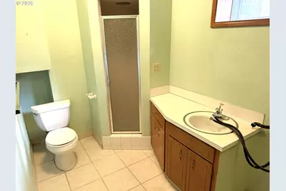 6090 SE Willow Ln, Milwaukie, OR 97267 - Photo 18