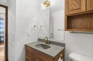 382 S 46th St, Springfield, OR 97478 - Photo 18