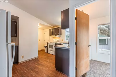 87860 Territorial Rd, Veneta, OR 97487 - Photo 6