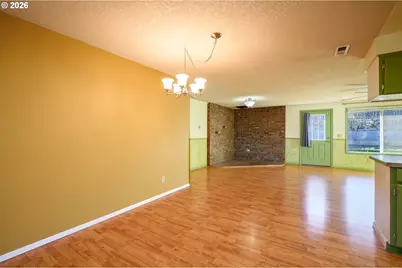 217 S 3rd St, Carlton, OR 97111 - Photo 10