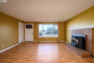 217 S 3rd St, Carlton, OR 97111 - Photo 8