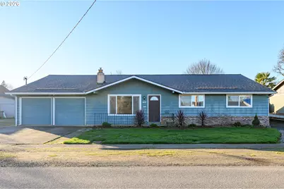217 S 3rd St, Carlton, OR 97111 - Photo 1