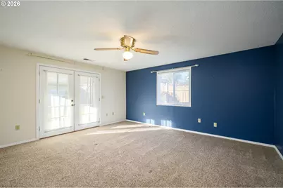 217 S 3rd St, Carlton, OR 97111 - Photo 24