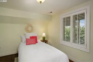 2892 NW Beuhla Vista Terrace, Portland, OR 97210 - Photo 38