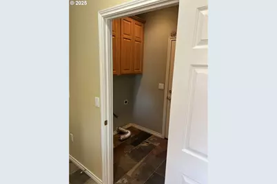 15193 SE Brackenbush Rd SE, Clackamas, OR 97015 - Photo 10