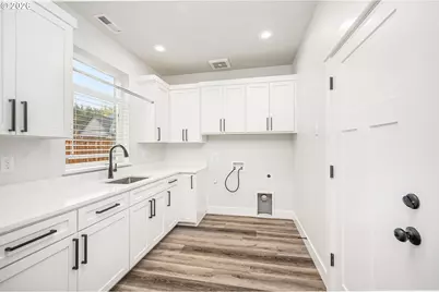 24678 Perkins Rd #Lot 26, Veneta, OR 97487 - Photo 20