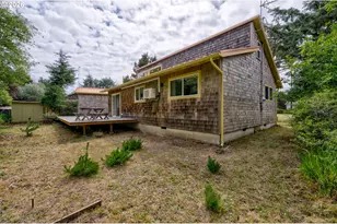 8845 Central Ct, Rockaway Beach, OR 97136 - Photo 30