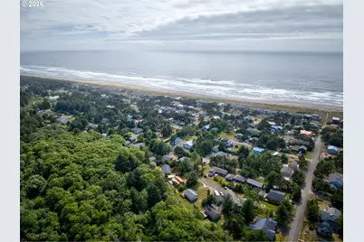 8845 Central Ct, Rockaway Beach, OR 97136 - Photo 40