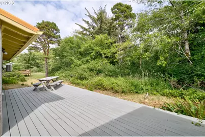 8845 Central Ct, Rockaway Beach, OR 97136 - Photo 26