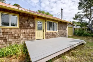 8845 Central Ct, Rockaway Beach, OR 97136 - Photo 22