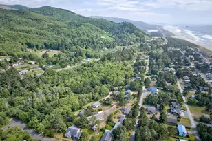 8845 Central Ct, Rockaway Beach, OR 97136 - Photo 40