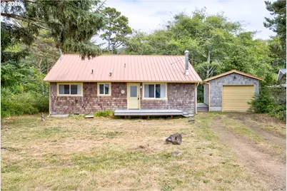 8845 Central Ct, Rockaway Beach, OR 97136 - Photo 2