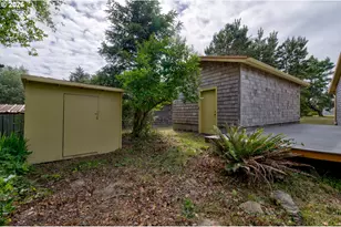 8845 Central Ct, Rockaway Beach, OR 97136 - Photo 30