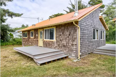 8845 Central Ct, Rockaway Beach, OR 97136 - Photo 22
