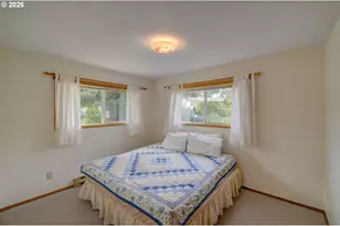 8845 Central Ct, Rockaway Beach, OR 97136 - Photo 12